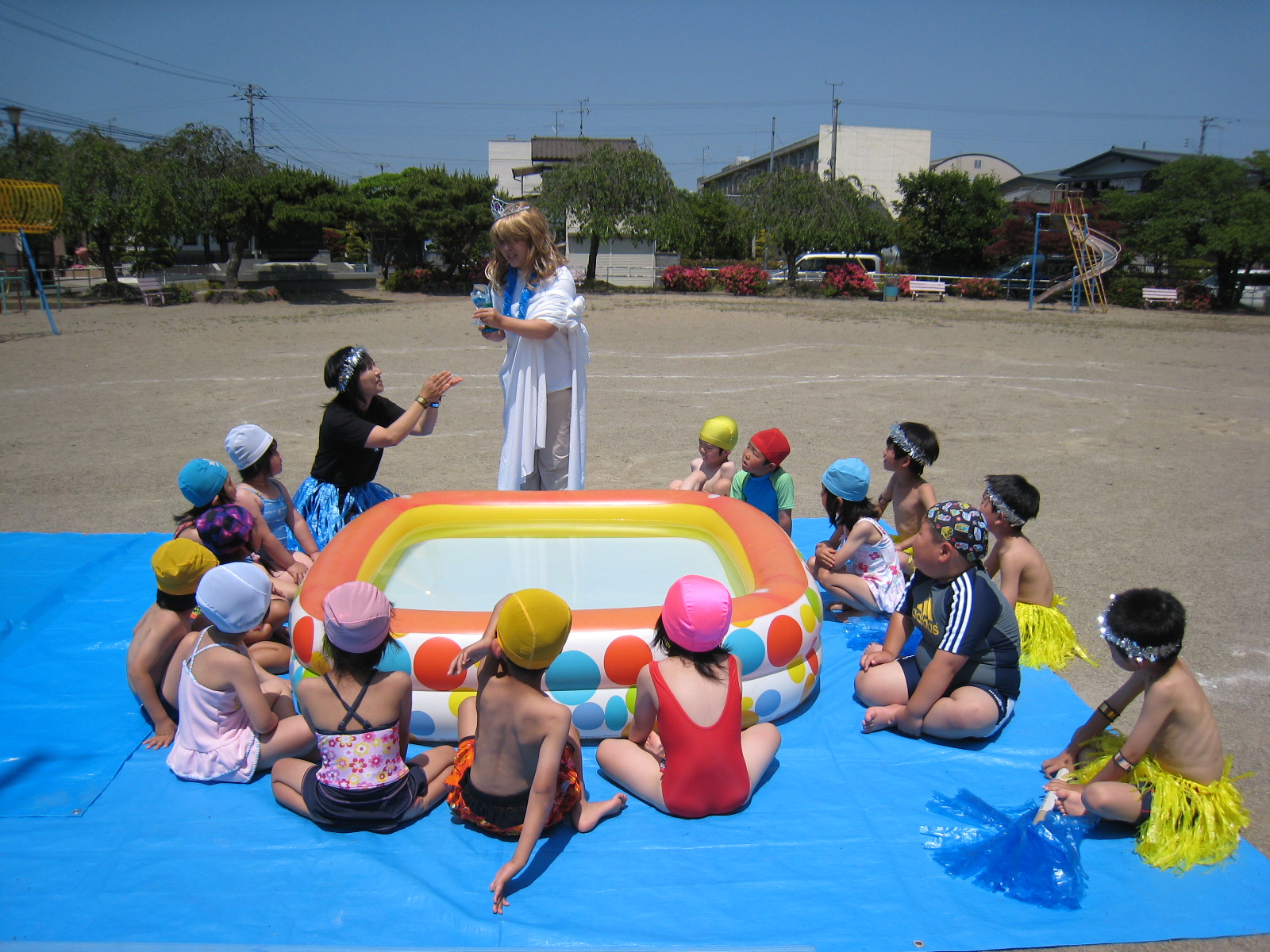 ����������