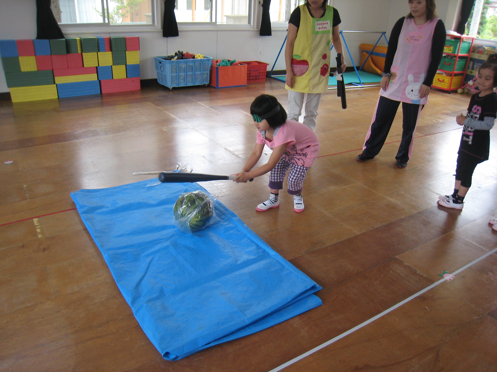 ����������