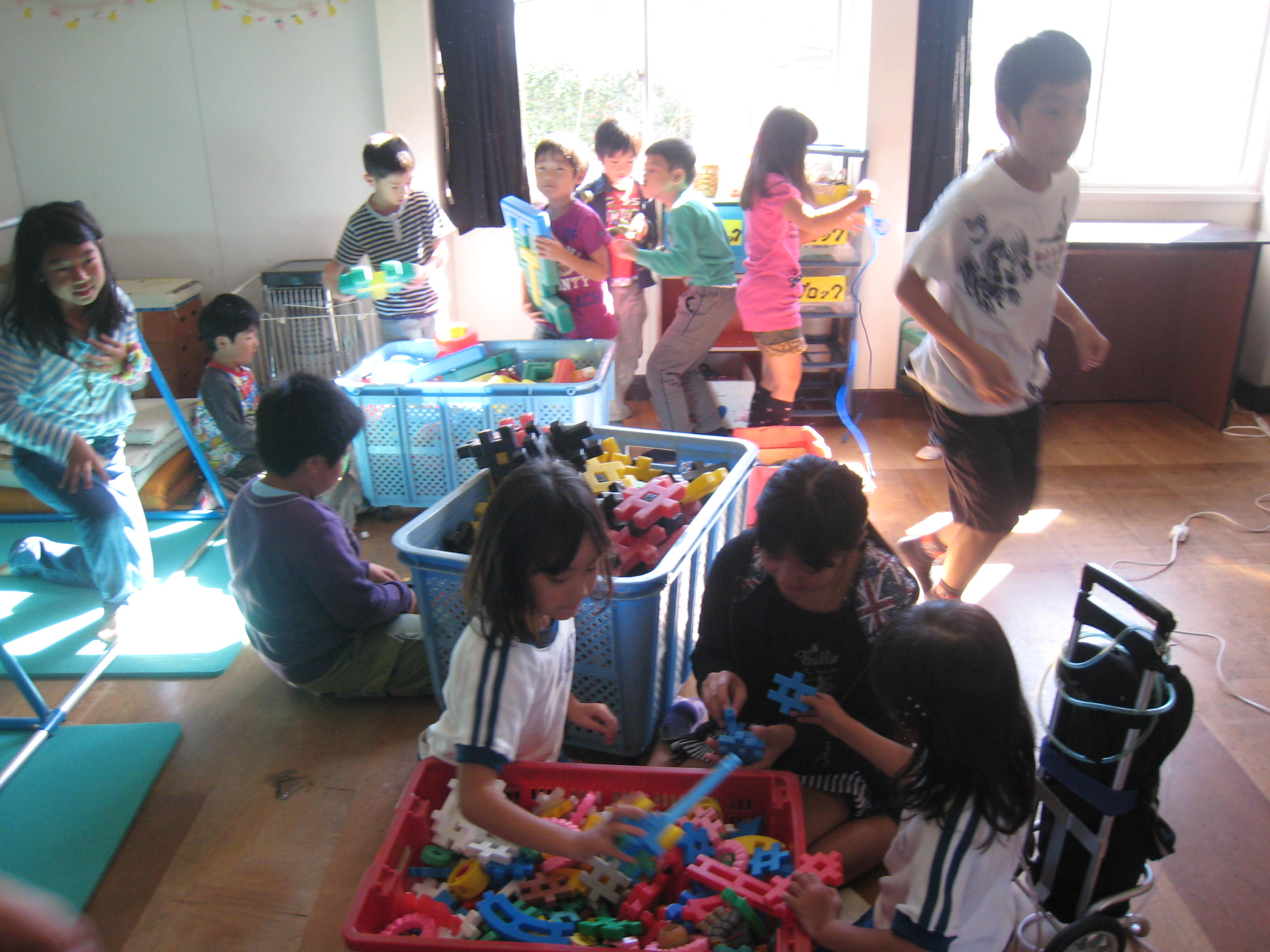 ����������