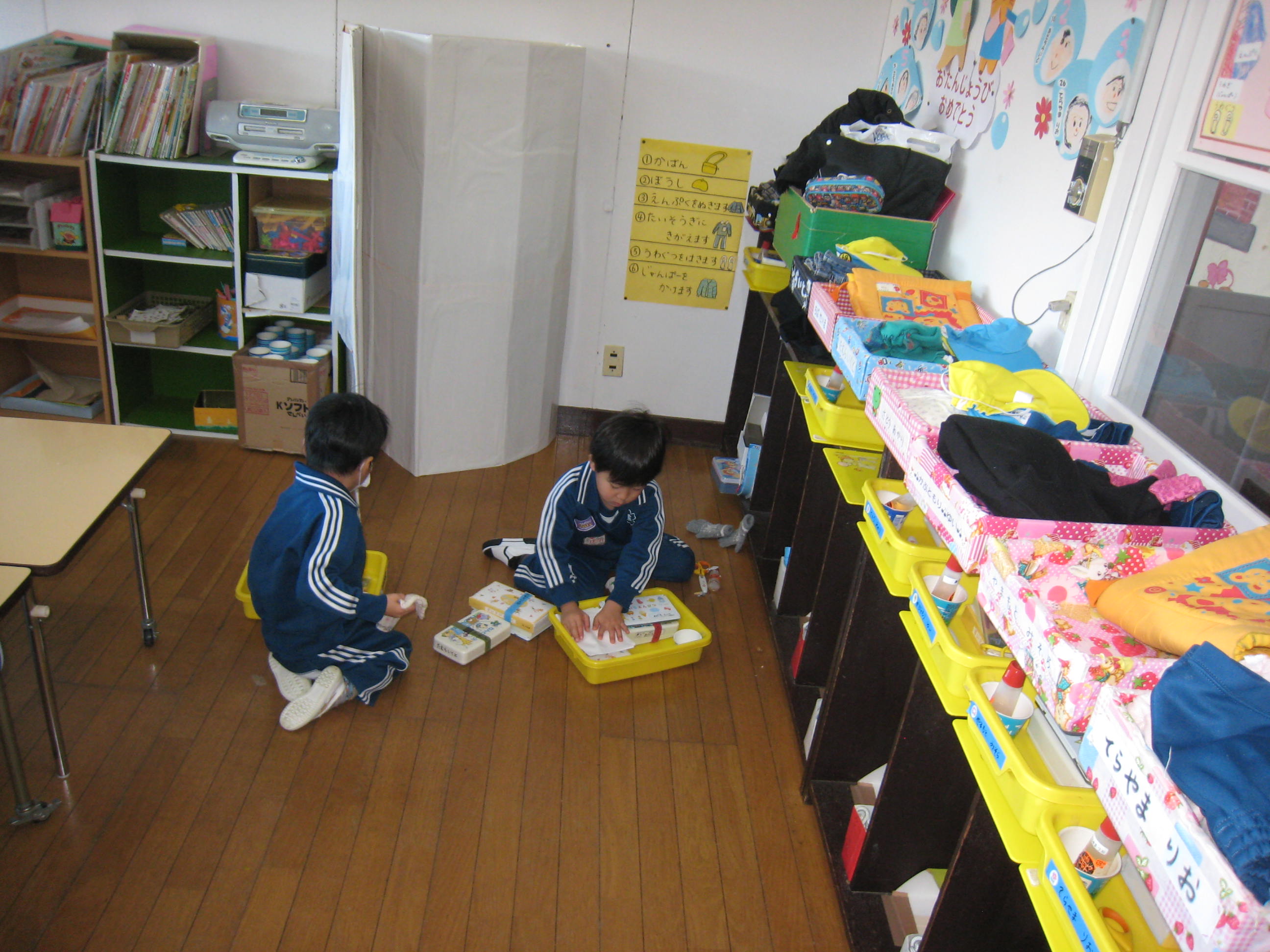 ����������