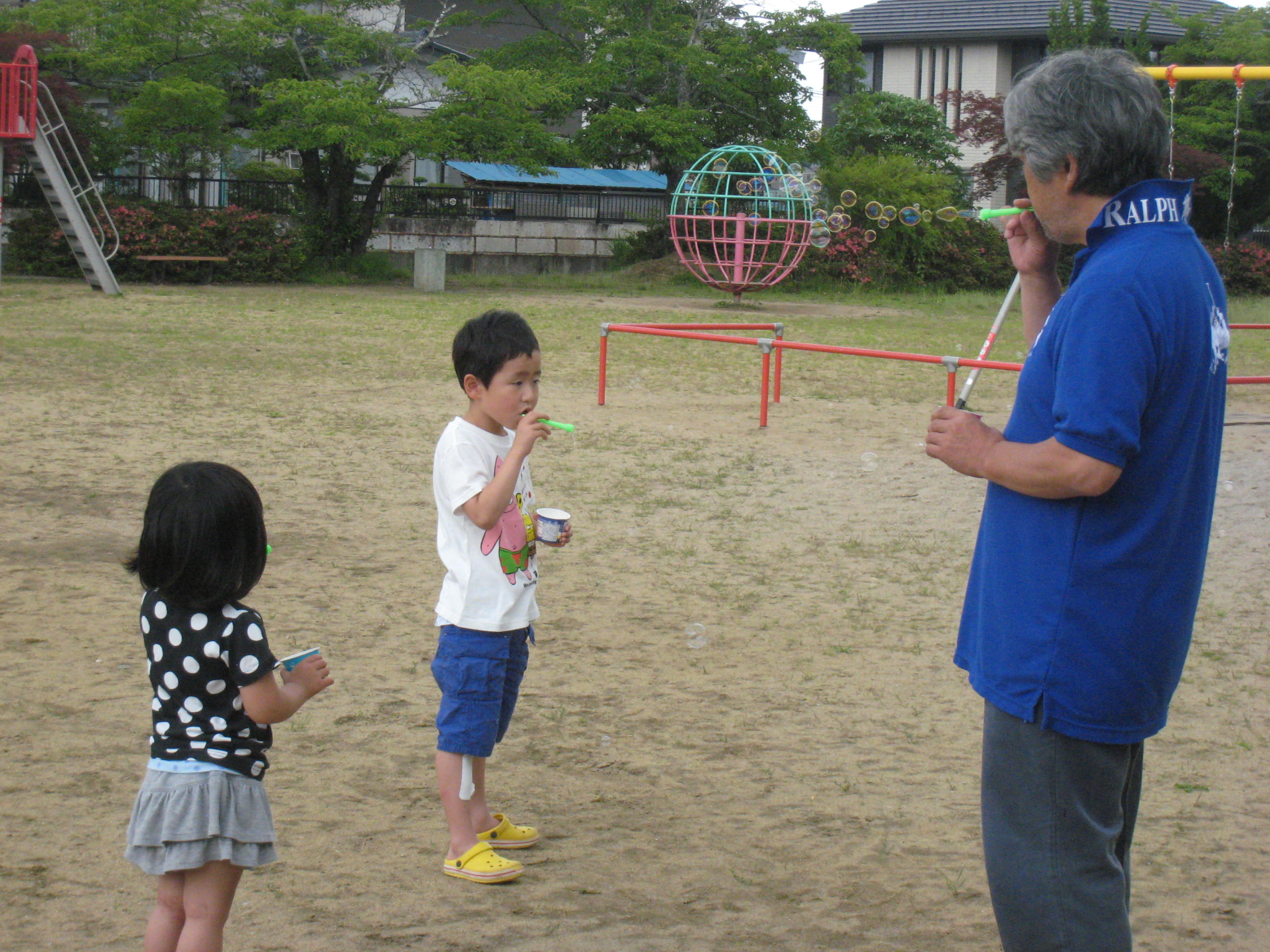 ����������