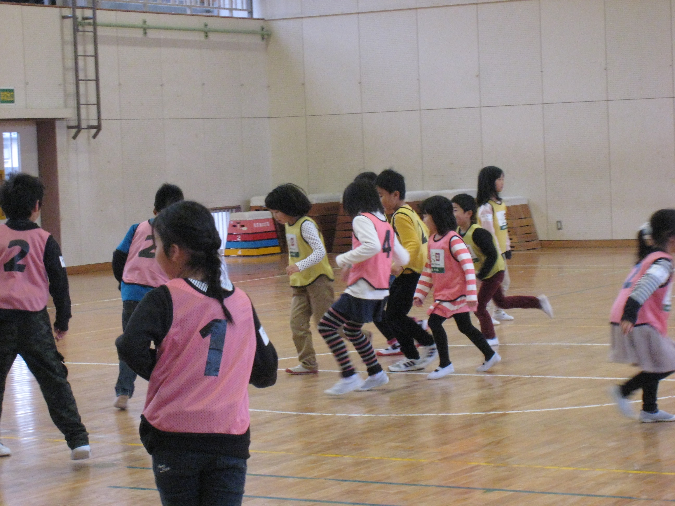 ����������