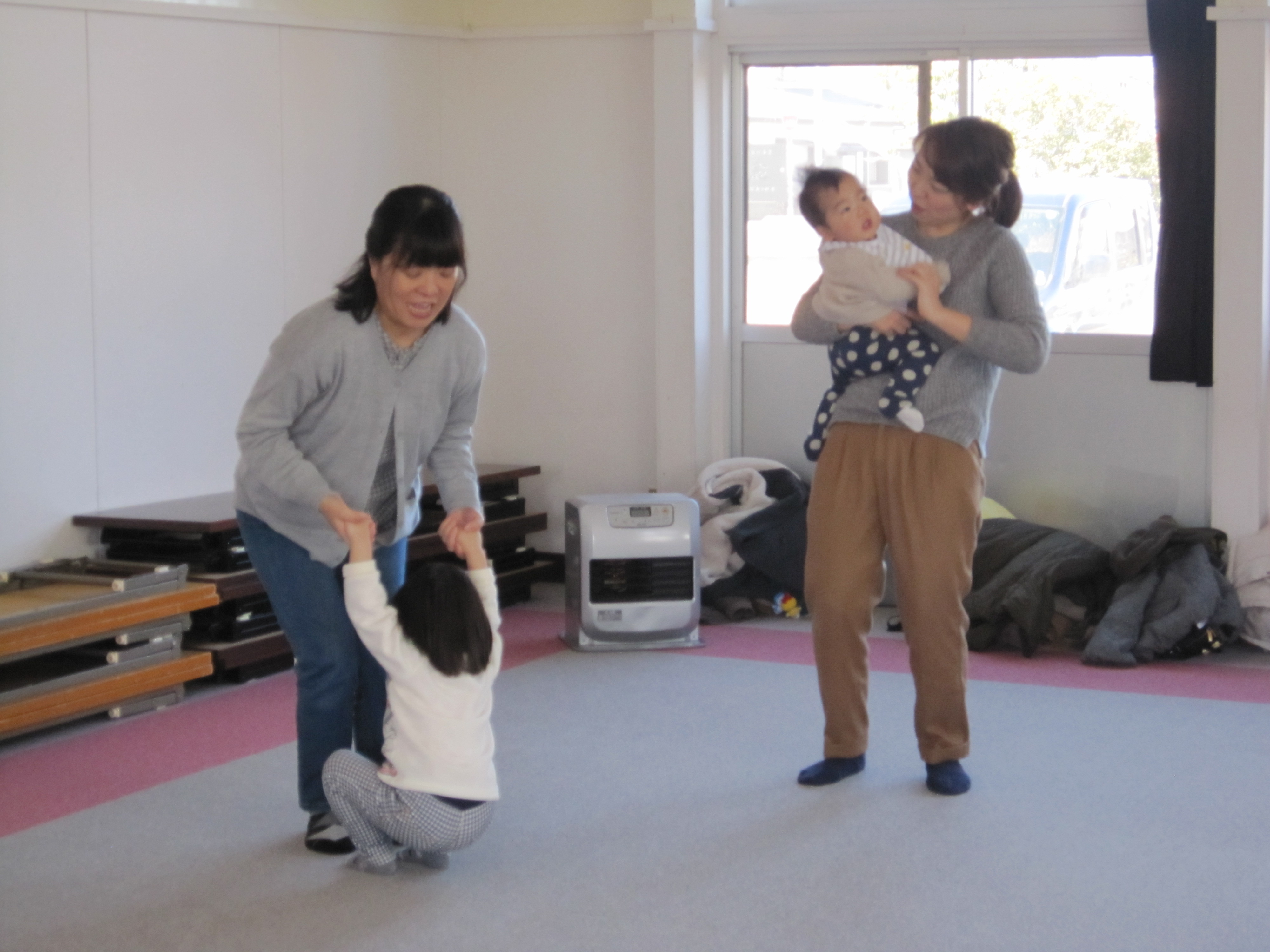 ����������