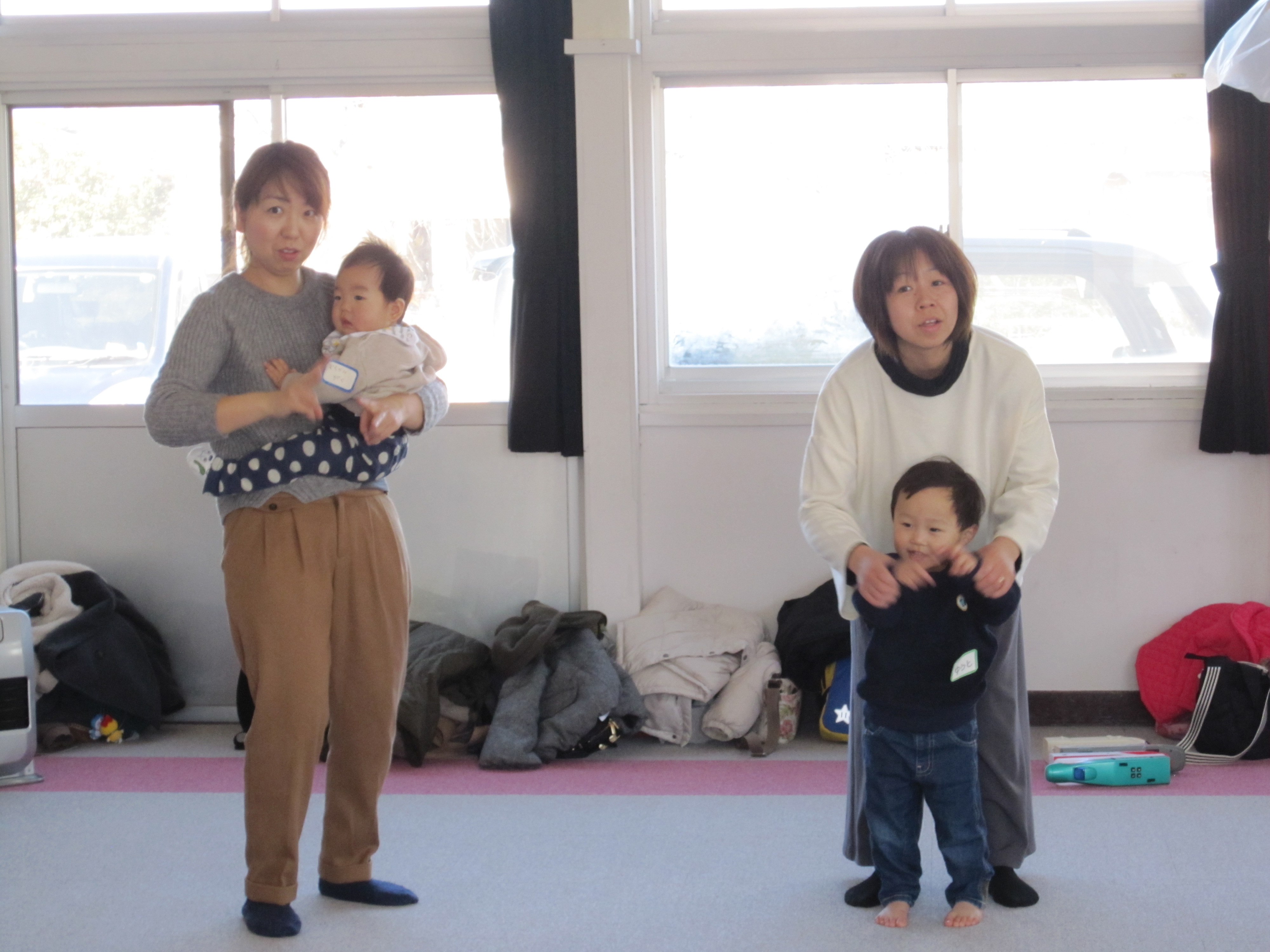 ����������