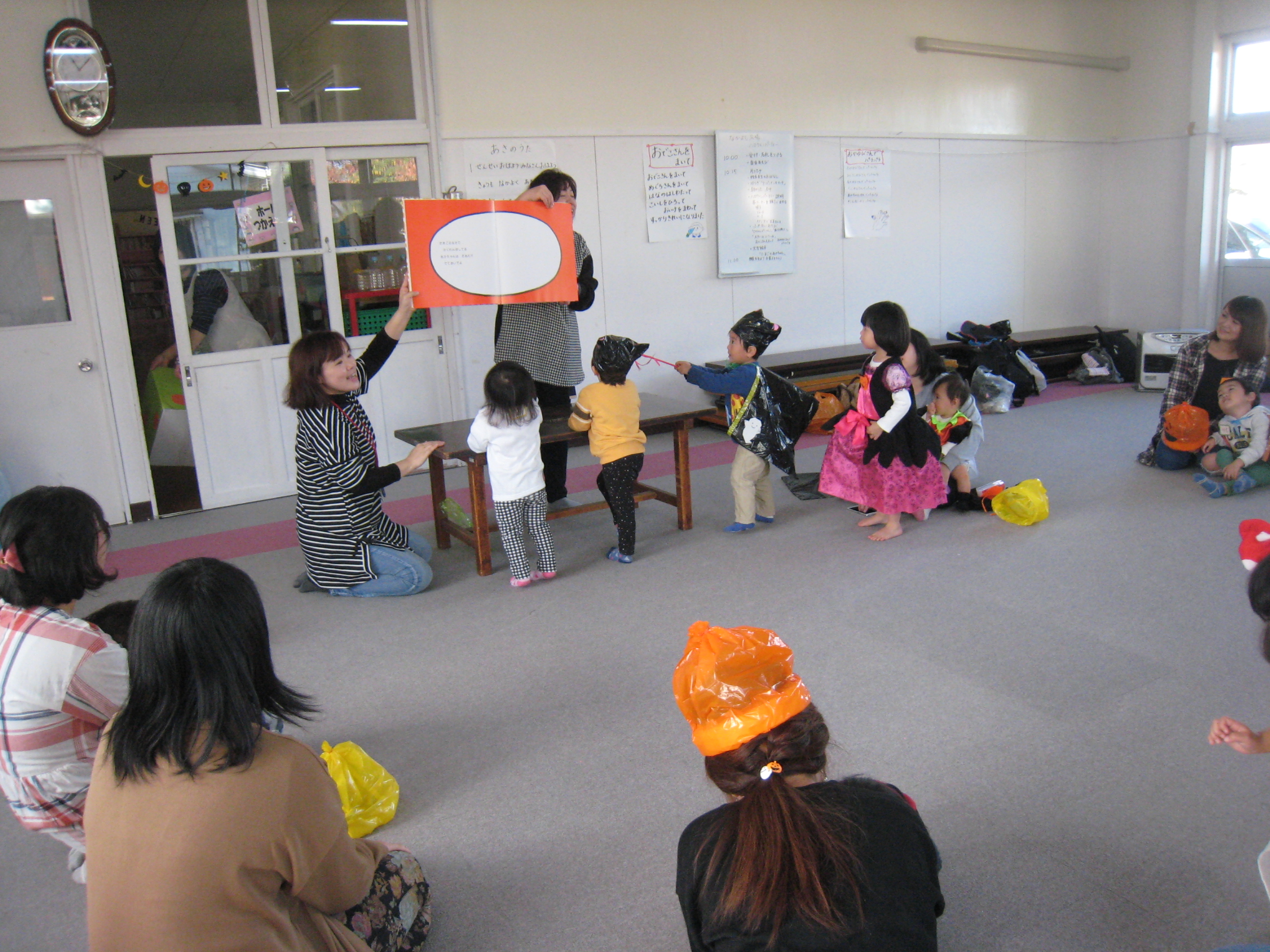 ����������