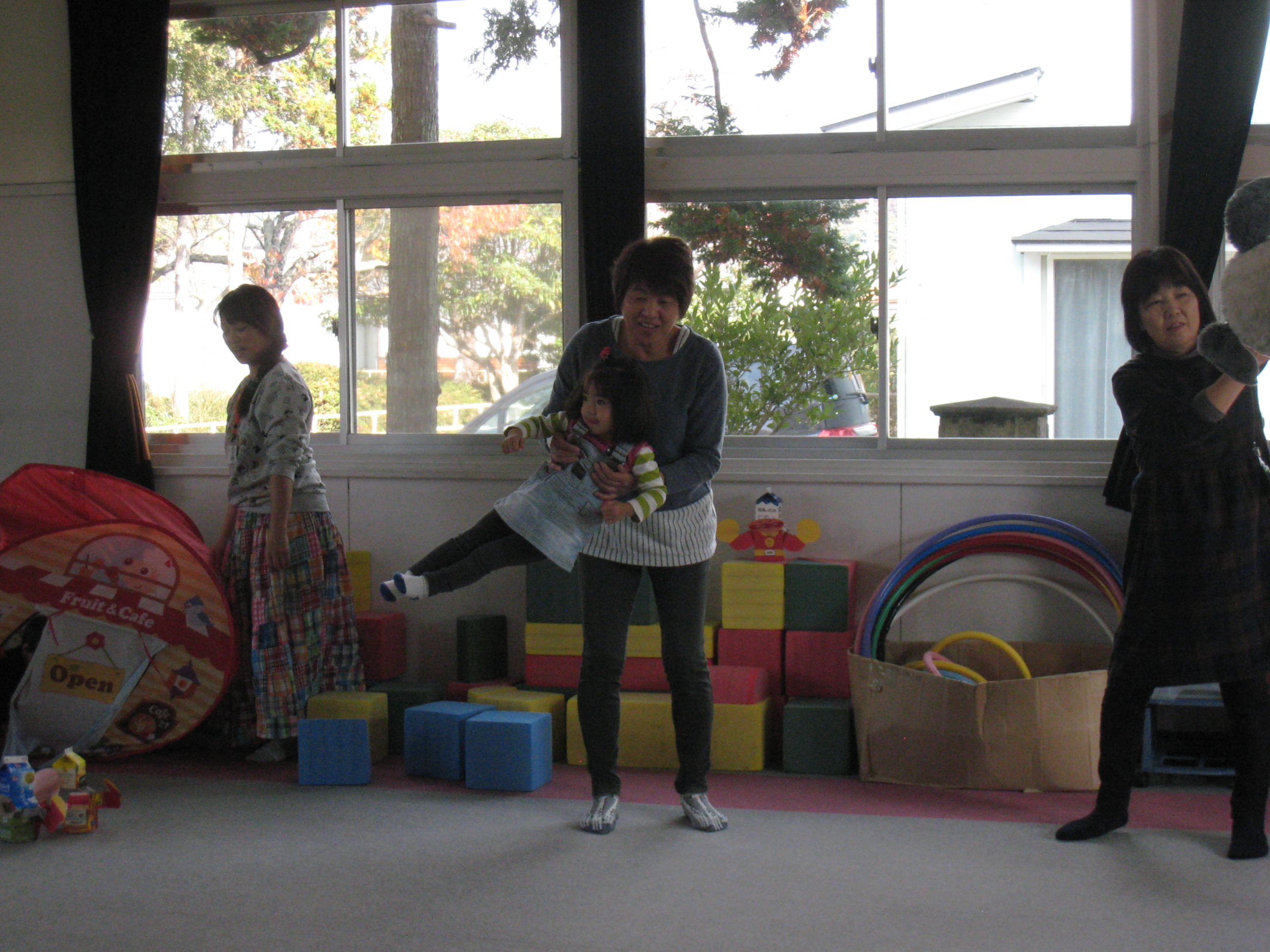 ����������