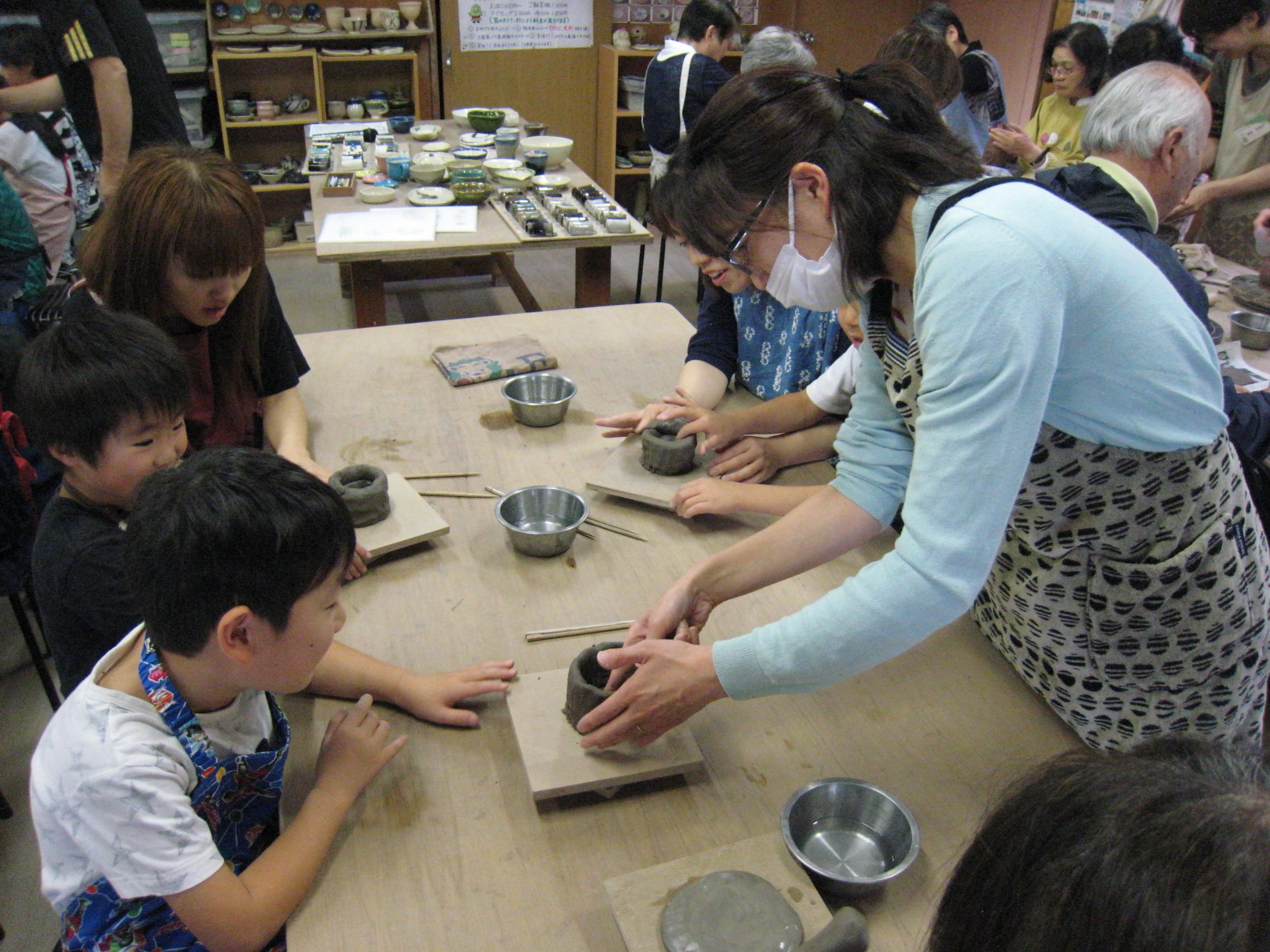 ����������