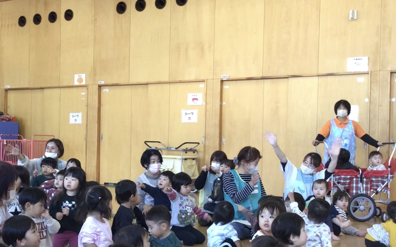 ����������